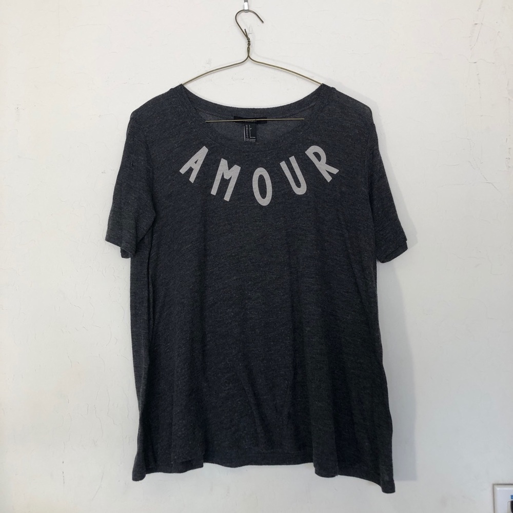 Super soft amour t-shirt